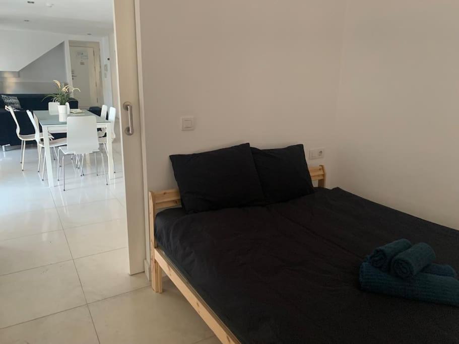 Spacious Loft / Literally At The Foot Of Alhambra Leilighet Granada Eksteriør bilde